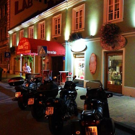 Rooms Su Su Karlovac Pokoj fotografie